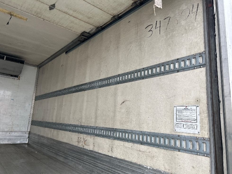 Refrigerated Truck-Light and Medium Duty Trucks-Isuzu-2020-NRR-Chicopee-MA-103,081\n\t\tmiles-$ 50,500 - Image 12