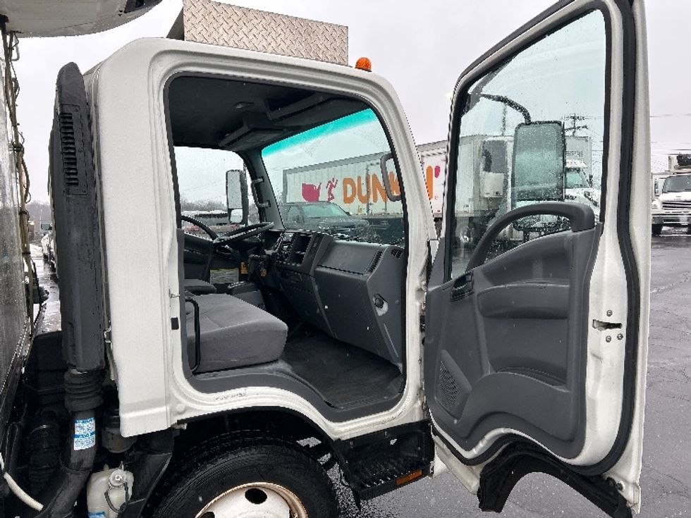Refrigerated Truck-Light and Medium Duty Trucks-Isuzu-2020-NRR-Chicopee-MA-103,081\n\t\tmiles-$ 50,500 - Image 20