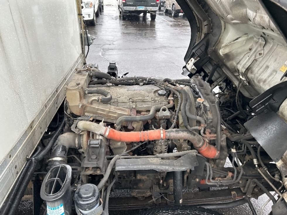 Refrigerated Truck-Light and Medium Duty Trucks-Isuzu-2020-NRR-Chicopee-MA-103,081\n\t\tmiles-$ 50,500 - Image 23