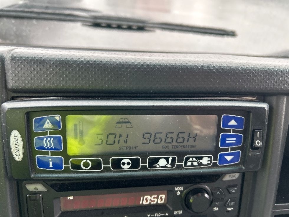 Refrigerated Truck-Light and Medium Duty Trucks-Isuzu-2020-NRR-Chicopee-MA-103,081\n\t\tmiles-$ 50,500 - Image 25