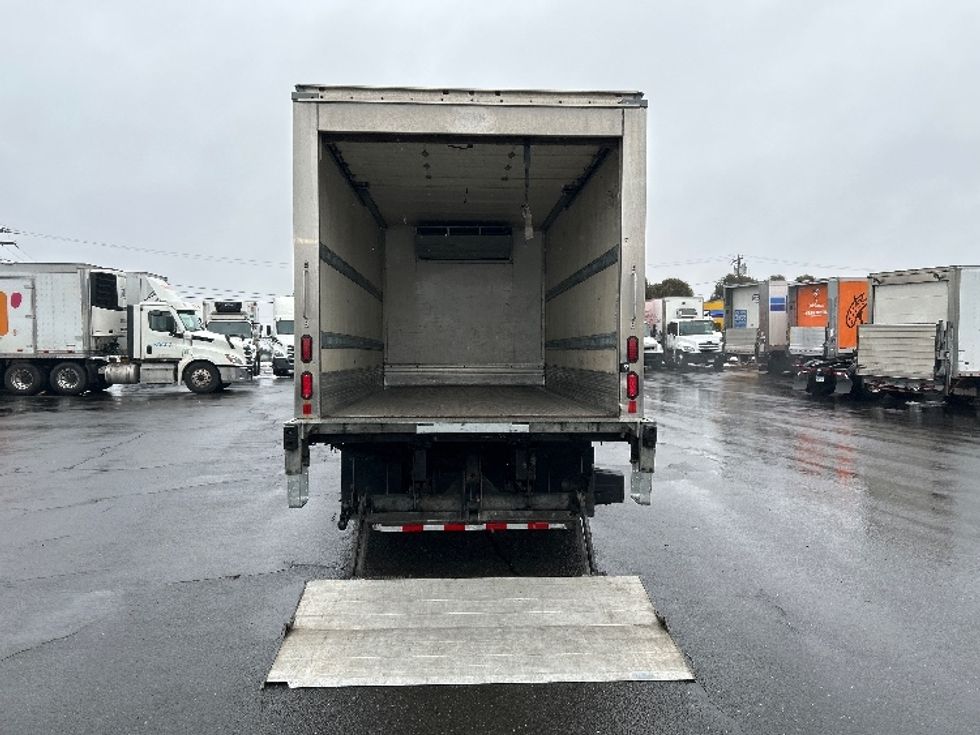 Refrigerated Truck-Light and Medium Duty Trucks-Isuzu-2020-NRR-Chicopee-MA-103,081\n\t\tmiles-$ 50,500 - Image 9