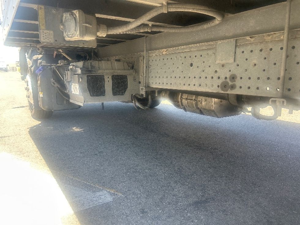 Refrigerated Truck-Light and Medium Duty Trucks-Isuzu-2020-NRR-Chino-CA-97,776\n\t\tmiles-$ 50,000 - Image 5