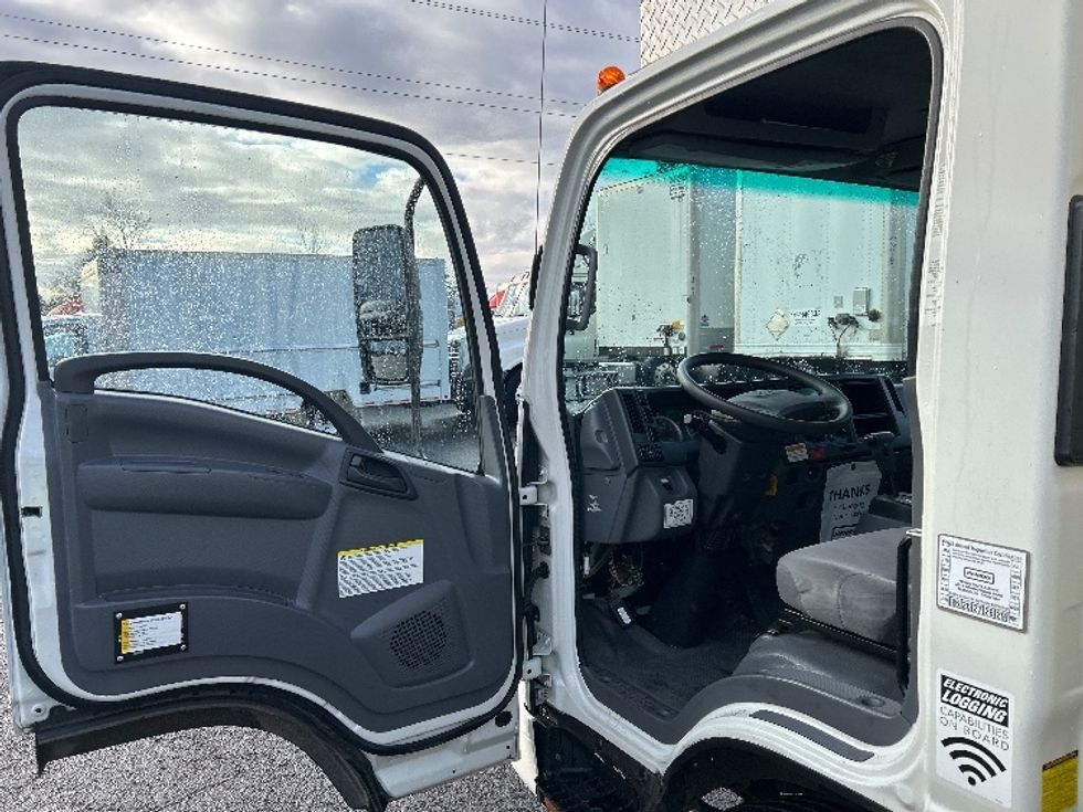 Refrigerated Truck-Light and Medium Duty Trucks-Isuzu-2020-NRR-Clackamas-OR-178,774\n\t\tmiles-$ 43,250 - Image 16