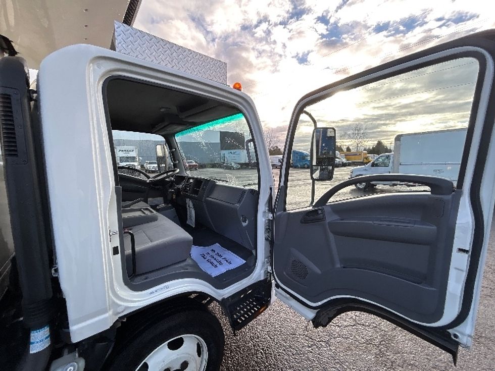 Refrigerated Truck-Light and Medium Duty Trucks-Isuzu-2020-NRR-Clackamas-OR-178,774\n\t\tmiles-$ 43,250 - Image 20