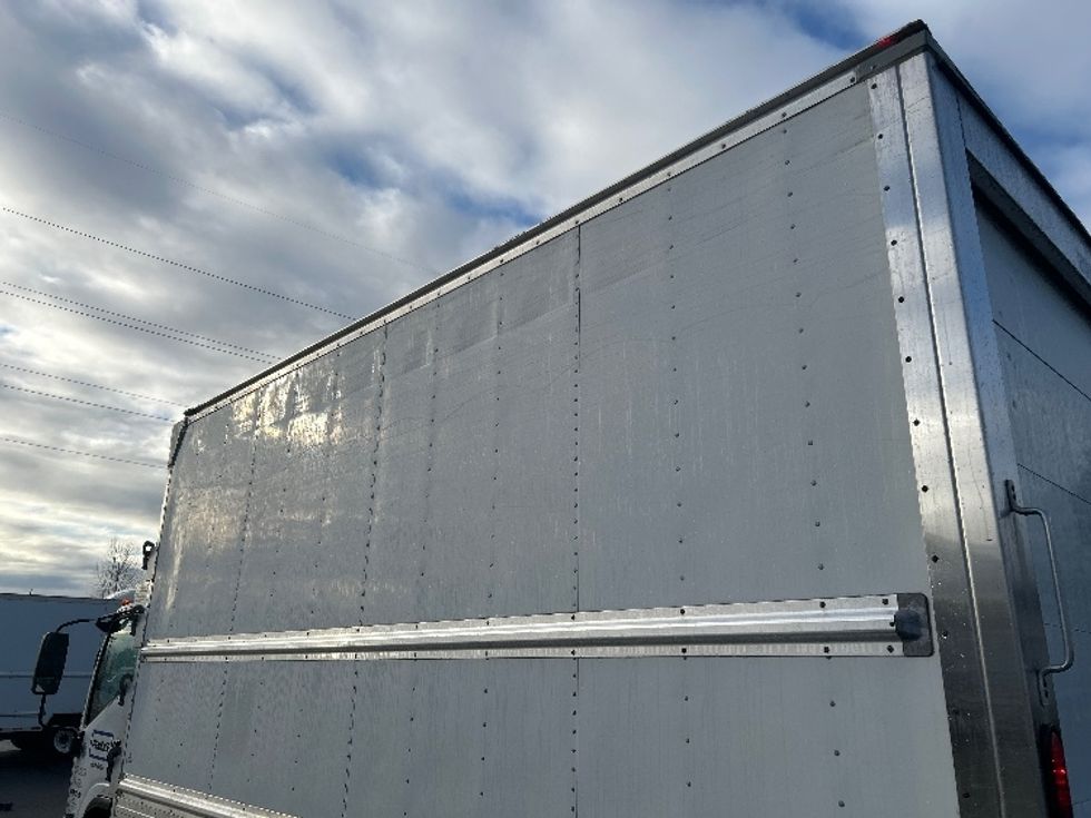 Refrigerated Truck-Light and Medium Duty Trucks-Isuzu-2020-NRR-Clackamas-OR-178,774\n\t\tmiles-$ 43,250 - Image 27
