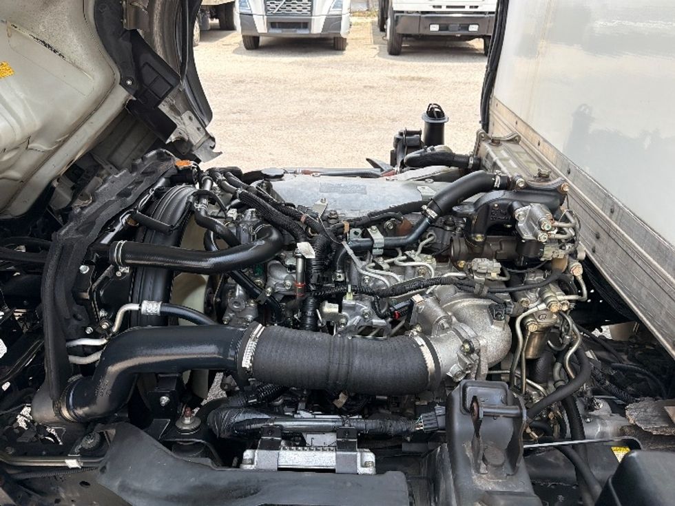 Refrigerated Truck-Light and Medium Duty Trucks-Isuzu-2020-NRR-Dallas-TX-130,894\n\t\tmiles-$ 51,750 - Image 24