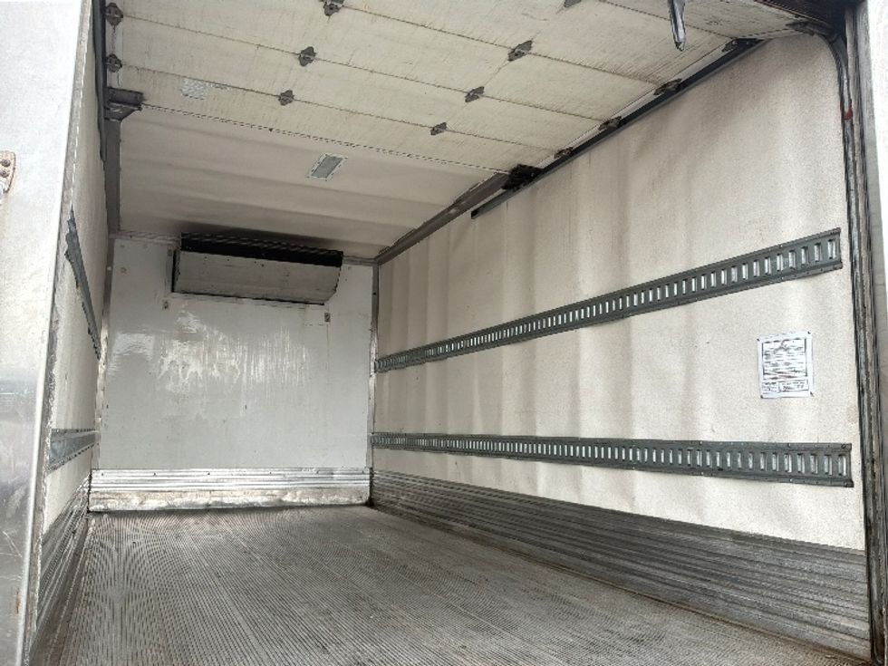 Refrigerated Truck-Light and Medium Duty Trucks-Isuzu-2020-NRR-Everett-WA-149,146\n\t\tmiles-$ 50,250 - Image 12