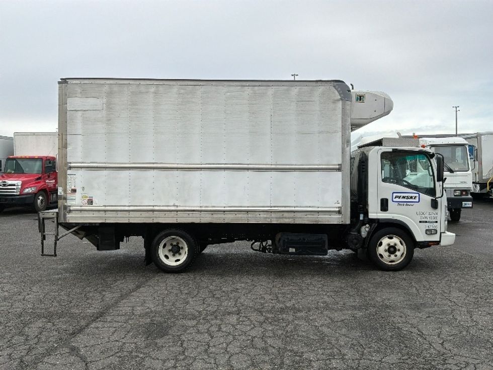 Refrigerated Truck-Light and Medium Duty Trucks-Isuzu-2020-NRR-Everett-WA-149,146\n\t\tmiles-$ 50,250 - Image 15