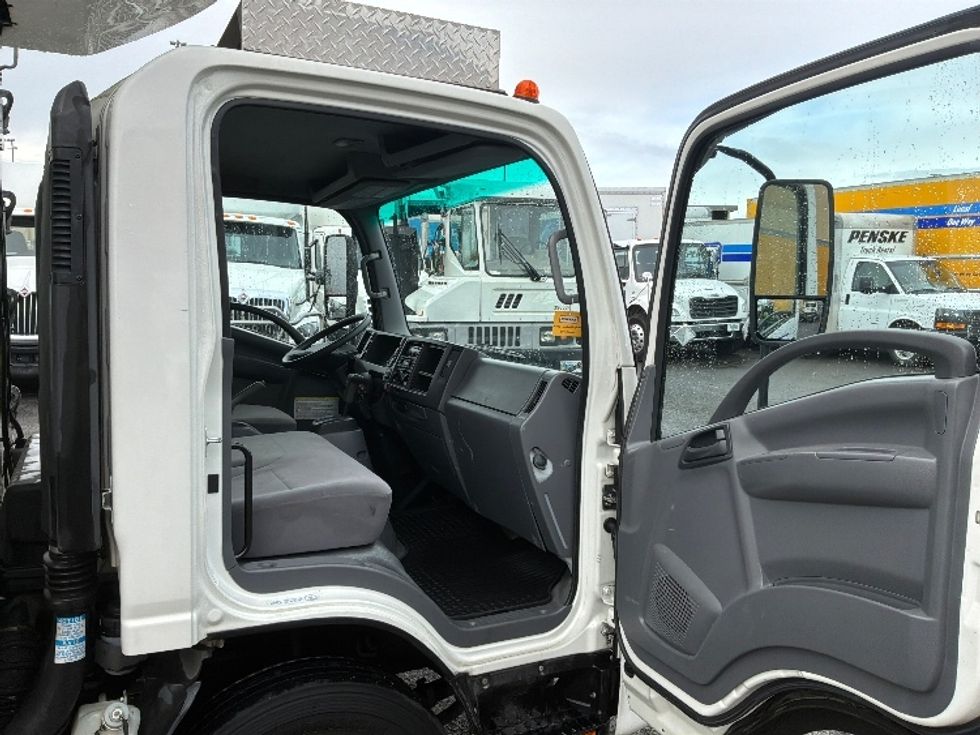Refrigerated Truck-Light and Medium Duty Trucks-Isuzu-2020-NRR-Everett-WA-149,146\n\t\tmiles-$ 50,250 - Image 20