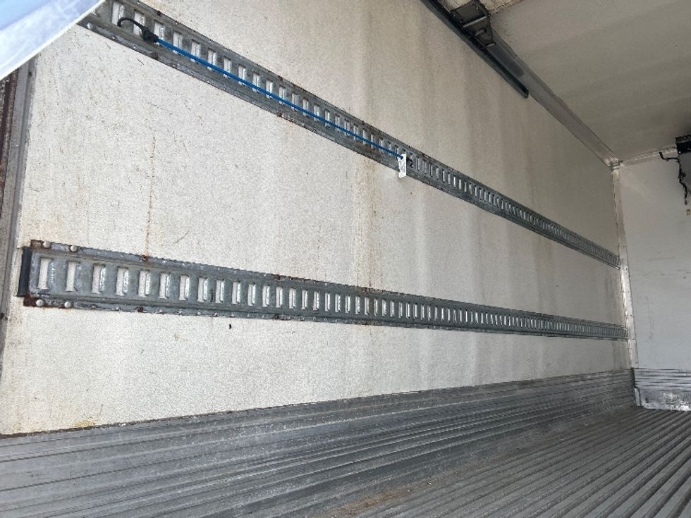 Refrigerated Truck-Light and Medium Duty Trucks-Isuzu-2020-NRR-Fitchburg-MA-234,296\n\t\tmiles-$ 24,000 - Image 10