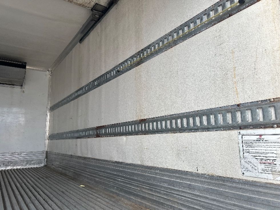 Refrigerated Truck-Light and Medium Duty Trucks-Isuzu-2020-NRR-Fitchburg-MA-234,296\n\t\tmiles-$ 24,000 - Image 11