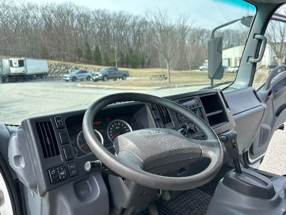 Refrigerated Truck-Light and Medium Duty Trucks-Isuzu-2020-NRR-Fitchburg-MA-234,296\n\t\tmiles-$ 24,000 - Image 16