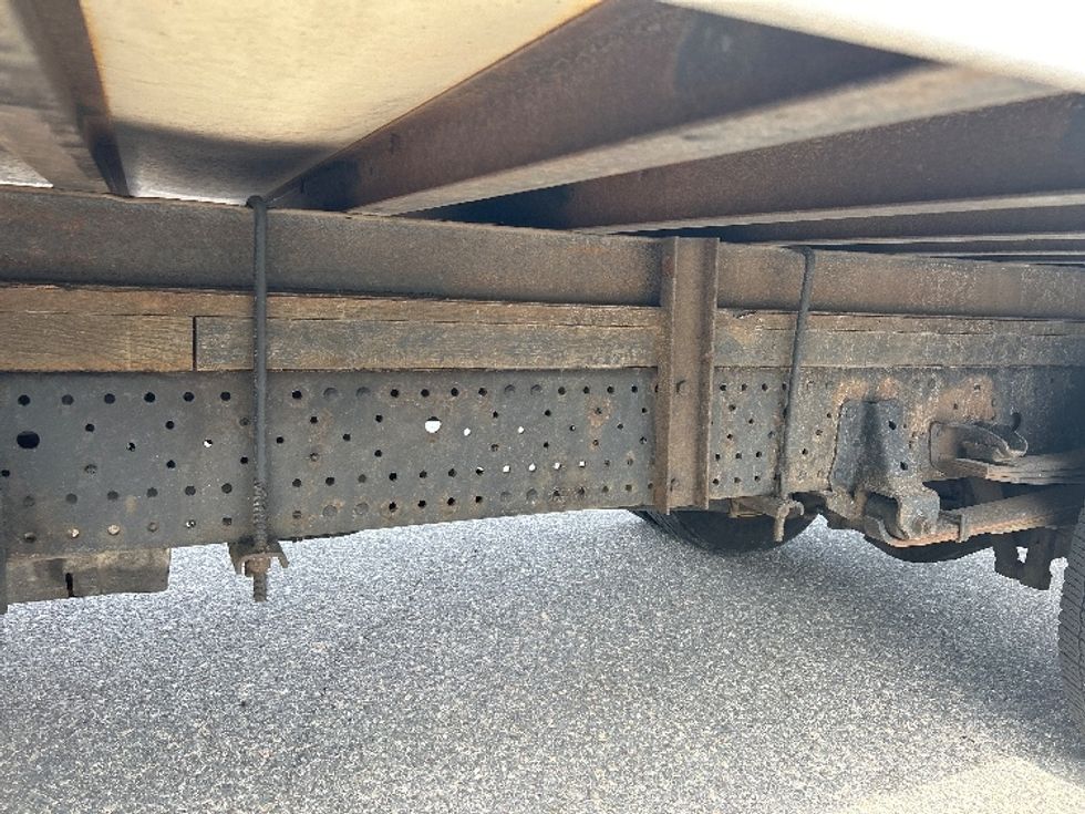 Refrigerated Truck-Light and Medium Duty Trucks-Isuzu-2020-NRR-Fitchburg-MA-234,296\n\t\tmiles-$ 24,000 - Image 5