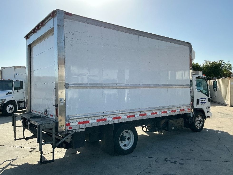 Refrigerated Truck-Light and Medium Duty Trucks-Isuzu-2020-NRR-Fresno-CA-137,300\n\t\tmiles-$ 57,250 - Image 13
