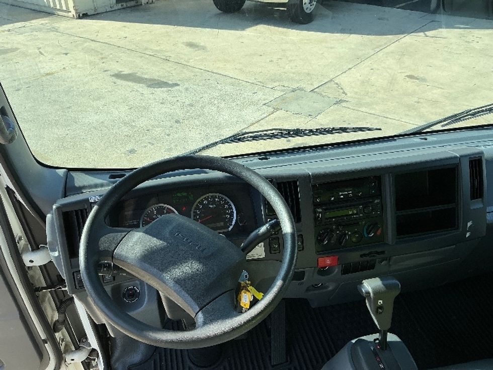 Refrigerated Truck-Light and Medium Duty Trucks-Isuzu-2020-NRR-Fresno-CA-137,300\n\t\tmiles-$ 57,250 - Image 18