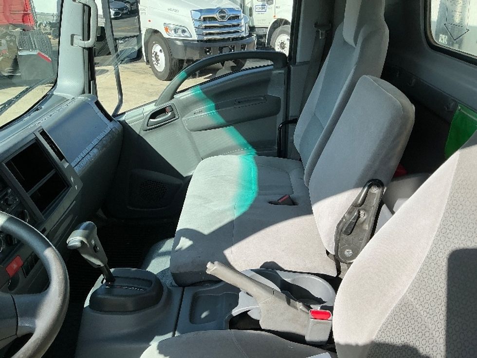 Refrigerated Truck-Light and Medium Duty Trucks-Isuzu-2020-NRR-Fresno-CA-137,300\n\t\tmiles-$ 57,250 - Image 19