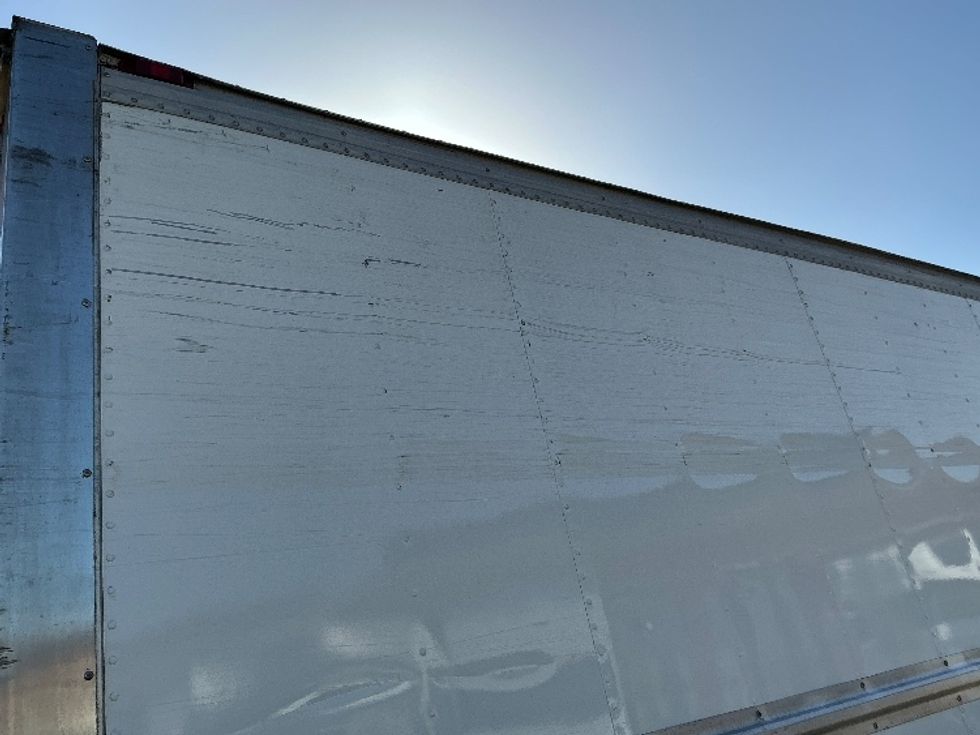 Refrigerated Truck-Light and Medium Duty Trucks-Isuzu-2020-NRR-Fresno-CA-137,300\n\t\tmiles-$ 57,250 - Image 27