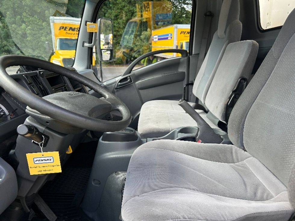 Refrigerated Truck-Light and Medium Duty Trucks-Isuzu-2020-NRR-Greer-SC-229,901\n\t\tmiles-$ 32,500 - Image 17