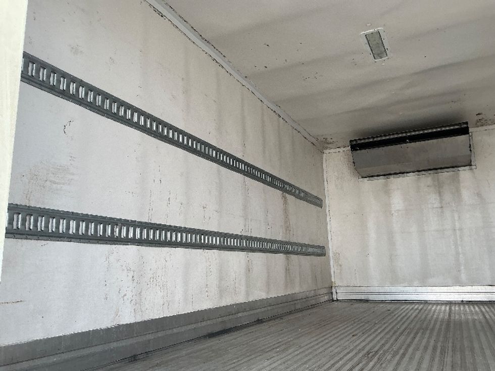 Refrigerated Truck-Light and Medium Duty Trucks-Isuzu-2020-NRR-Hammond-LA-97,473\n\t\tmiles-$ 58,250 - Image 10