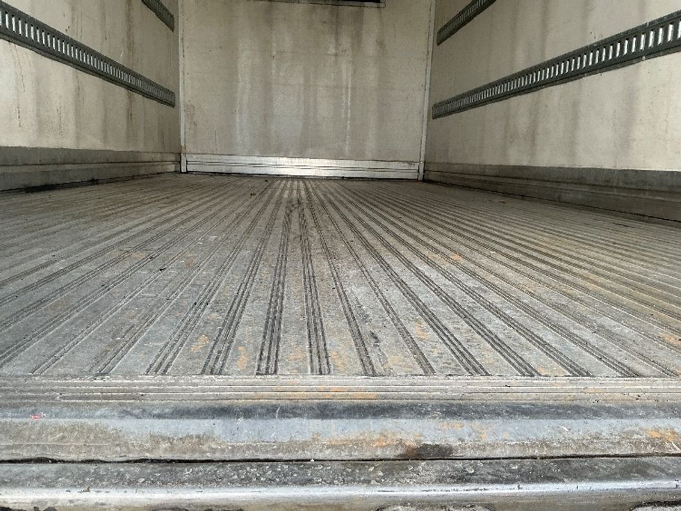 Refrigerated Truck-Light and Medium Duty Trucks-Isuzu-2020-NRR-Hammond-LA-97,473\n\t\tmiles-$ 58,250 - Image 9