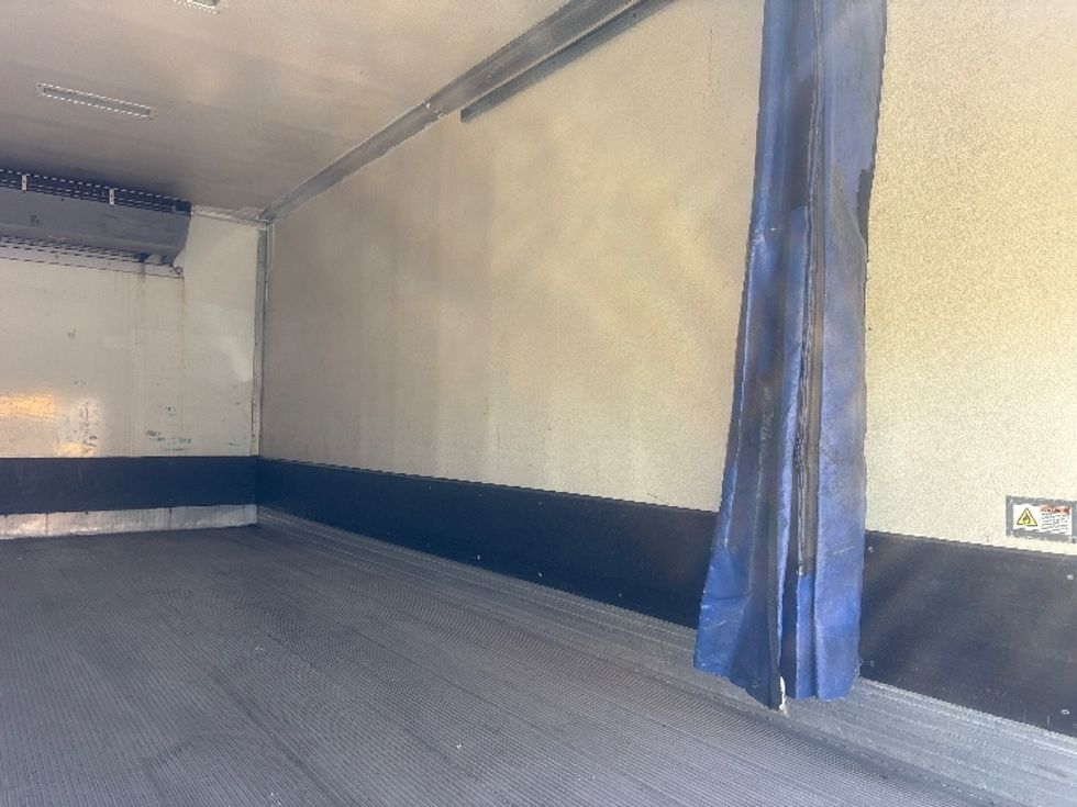 Refrigerated Truck-Light and Medium Duty Trucks-Isuzu-2020-NRR-Houston-TX-109,190\n\t\tmiles-$ 54,000 - Image 11