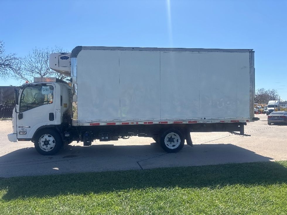 Refrigerated Truck-Light and Medium Duty Trucks-Isuzu-2020-NRR-Houston-TX-109,190\n\t\tmiles-$ 54,000 - Image 4