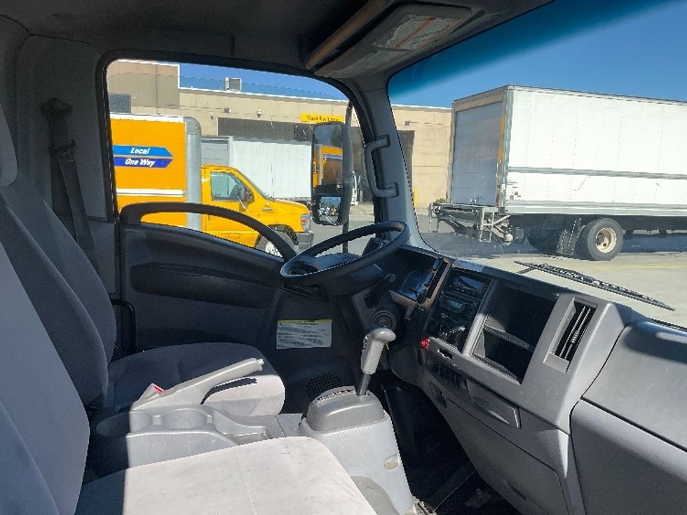 Refrigerated Truck-Light and Medium Duty Trucks-Isuzu-2020-NRR-La Mirada-CA-183,562\n\t\tmiles-$ 42,750 - Image 22