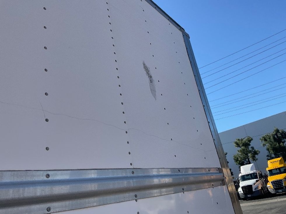 Refrigerated Truck-Light and Medium Duty Trucks-Isuzu-2020-NRR-La Mirada-CA-183,562\n\t\tmiles-$ 42,750 - Image 25