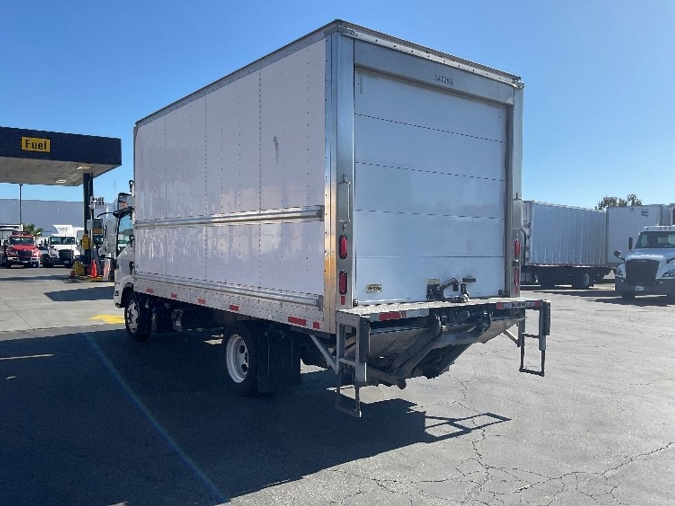 Refrigerated Truck-Light and Medium Duty Trucks-Isuzu-2020-NRR-La Mirada-CA-183,562\n\t\tmiles-$ 42,750 - Image 6