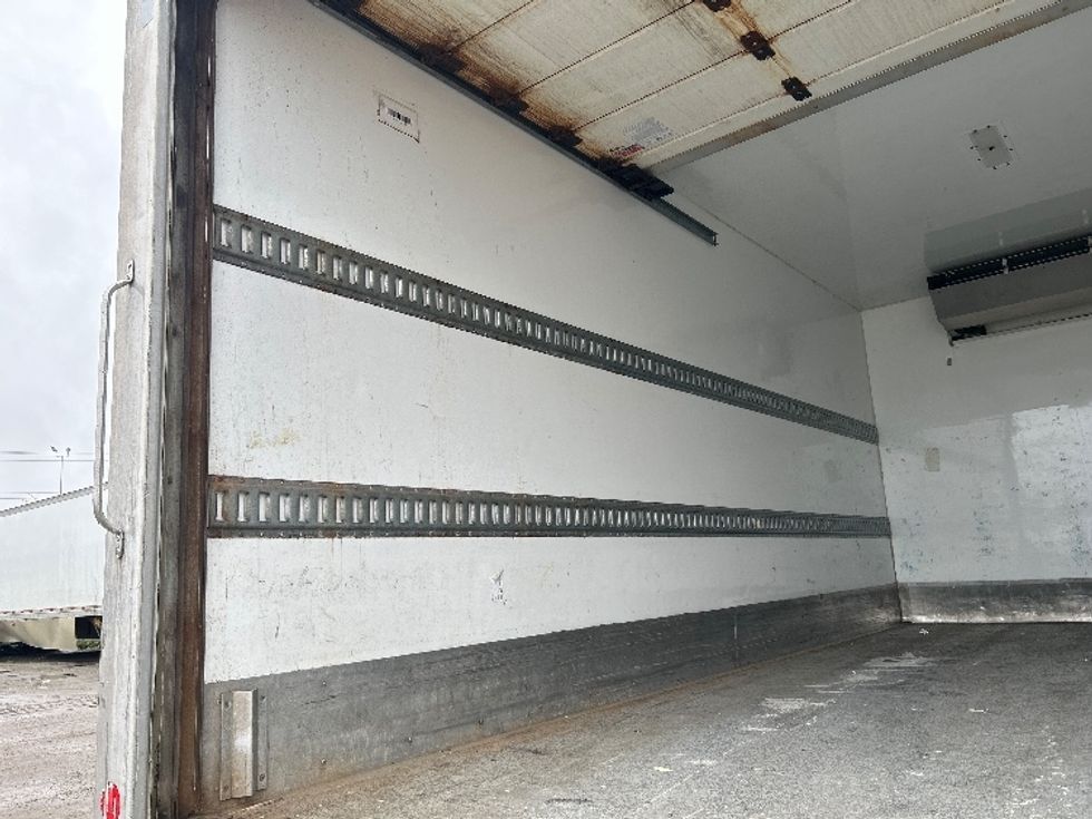 Refrigerated Truck-Light and Medium Duty Trucks-Isuzu-2020-NRR-Londonderry-NH-126,959\n\t\tmiles-$ 50,500 - Image 10