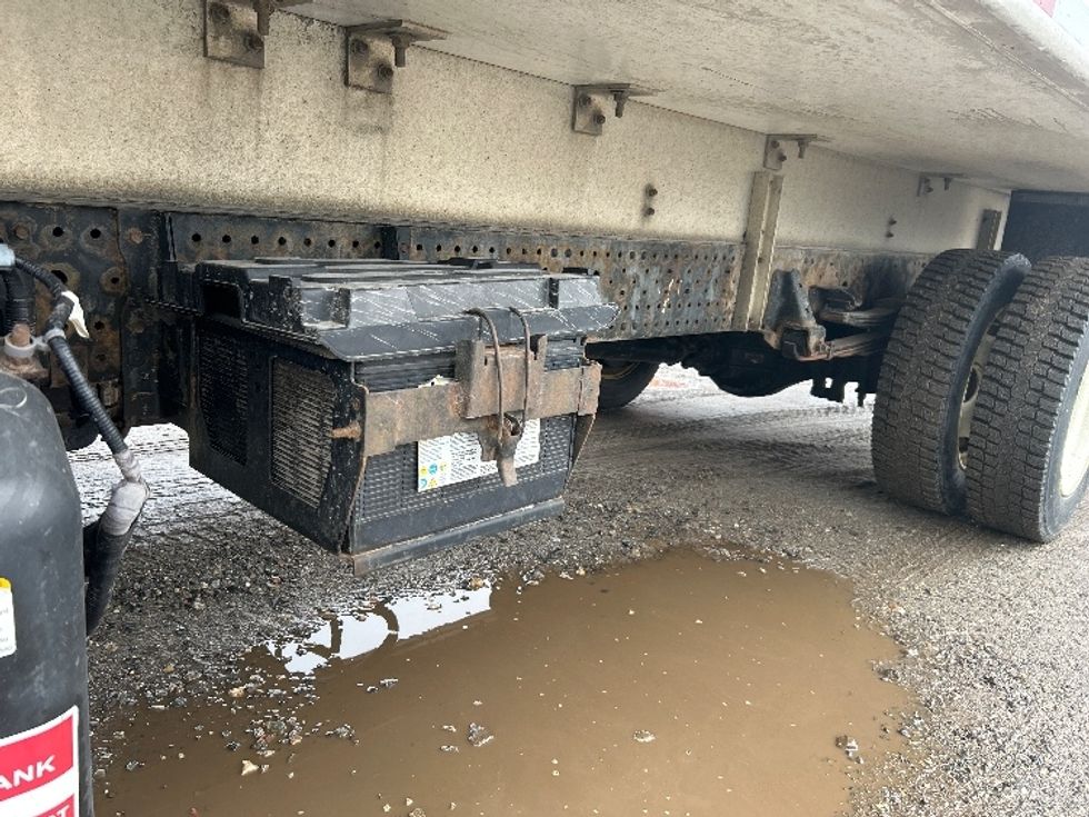 Refrigerated Truck-Light and Medium Duty Trucks-Isuzu-2020-NRR-Londonderry-NH-126,959\n\t\tmiles-$ 50,500 - Image 5
