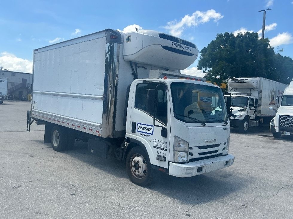 Refrigerated Truck-Light and Medium Duty Trucks-Isuzu-2020-NRR-Miami-FL-166,332\n\t\tmiles-$ 46,000 - Image 1