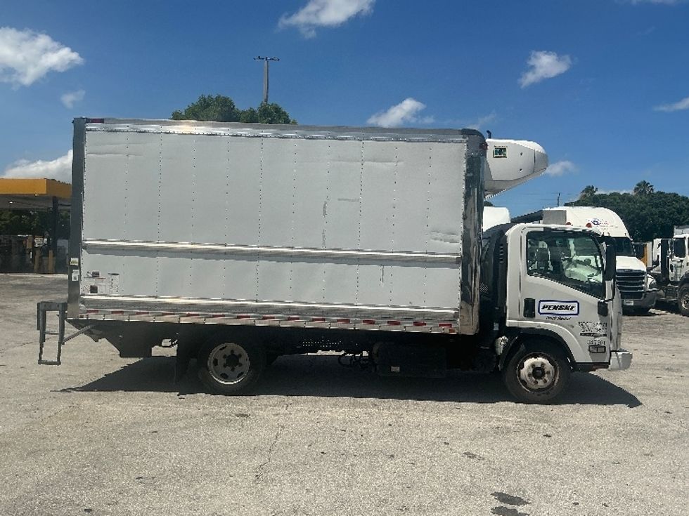 Refrigerated Truck-Light and Medium Duty Trucks-Isuzu-2020-NRR-Miami-FL-166,332\n\t\tmiles-$ 46,000 - Image 15