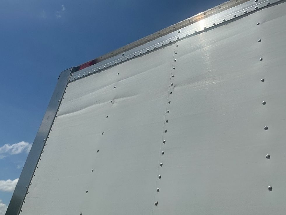 Refrigerated Truck-Light and Medium Duty Trucks-Isuzu-2020-NRR-Miami-FL-166,332\n\t\tmiles-$ 46,000 - Image 29