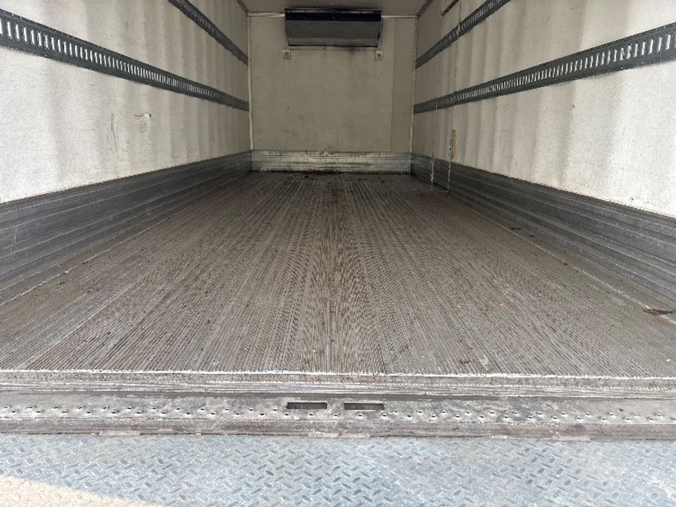 Refrigerated Truck-Light and Medium Duty Trucks-Isuzu-2020-NRR-North Bergen-NJ-147,670\n\t\tmiles-$ 48,750 - Image 10