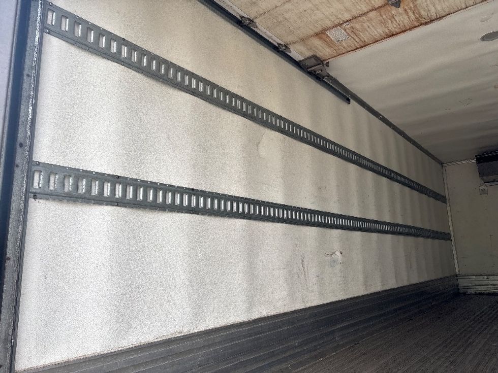 Refrigerated Truck-Light and Medium Duty Trucks-Isuzu-2020-NRR-North Bergen-NJ-147,670\n\t\tmiles-$ 48,750 - Image 11