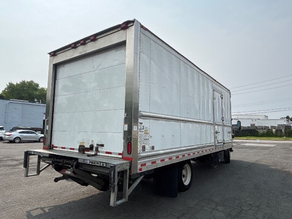 Refrigerated Truck-Light and Medium Duty Trucks-Isuzu-2020-NRR-North Bergen-NJ-147,670\n\t\tmiles-$ 48,750 - Image 13