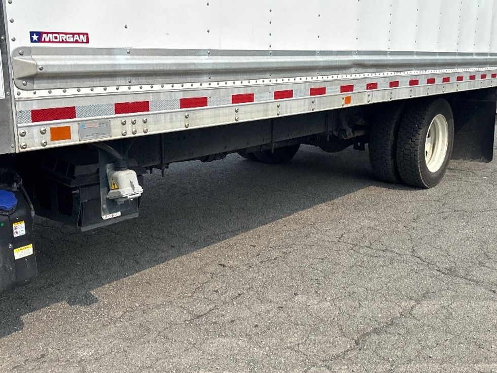 Refrigerated Truck-Light and Medium Duty Trucks-Isuzu-2020-NRR-North Bergen-NJ-147,670\n\t\tmiles-$ 48,750 - Image 5