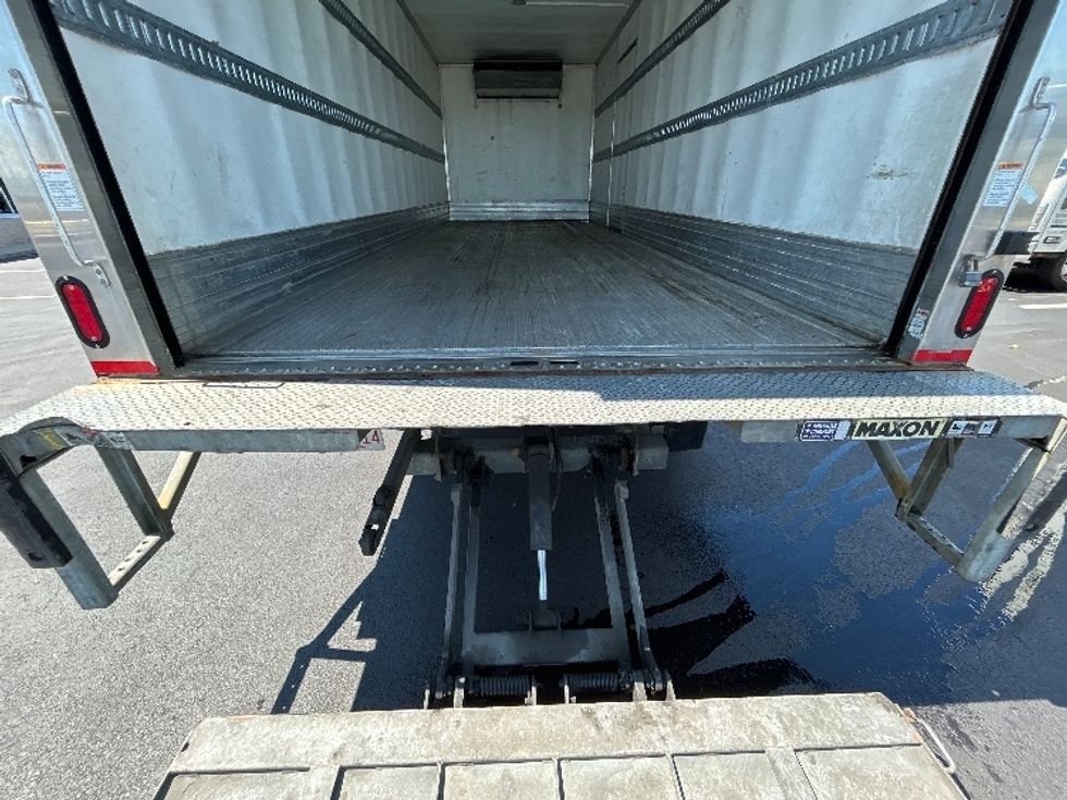 Refrigerated Truck-Light and Medium Duty Trucks-Isuzu-2020-NRR-Norton-MA-99,095\n\t\tmiles-$ 56,000 - Image 10