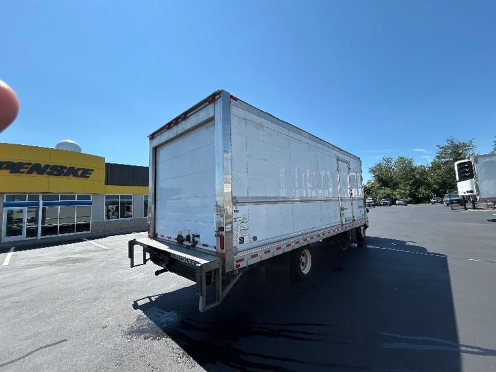 Refrigerated Truck-Light and Medium Duty Trucks-Isuzu-2020-NRR-Norton-MA-99,095\n\t\tmiles-$ 56,000 - Image 13