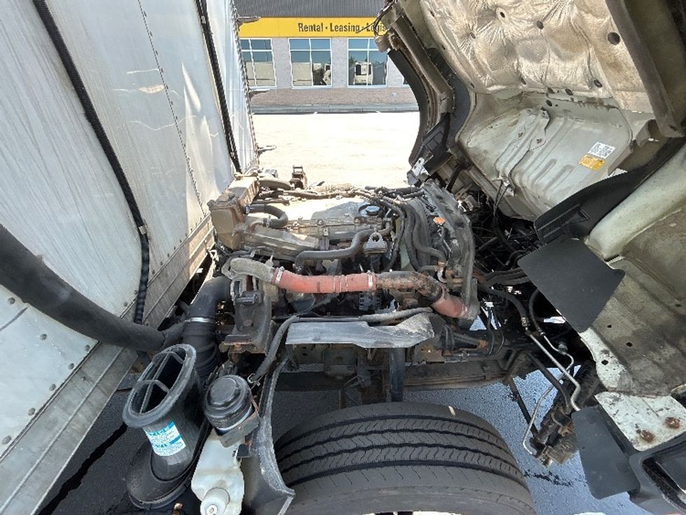 Refrigerated Truck-Light and Medium Duty Trucks-Isuzu-2020-NRR-Norton-MA-99,095\n\t\tmiles-$ 56,000 - Image 23