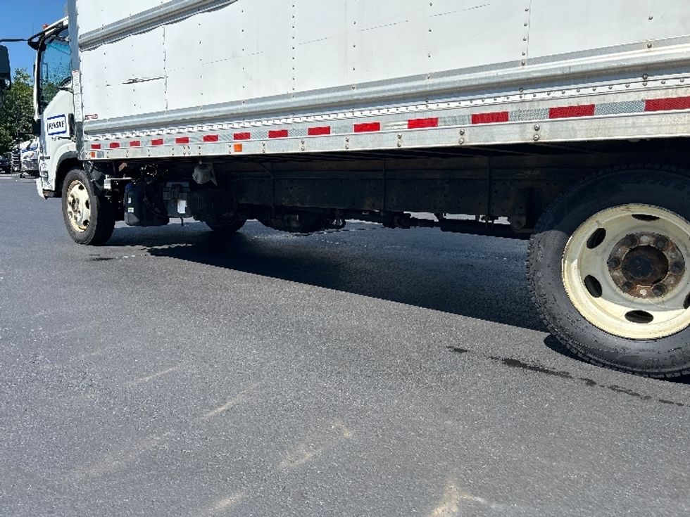 Refrigerated Truck-Light and Medium Duty Trucks-Isuzu-2020-NRR-Norton-MA-99,095\n\t\tmiles-$ 56,000 - Image 5