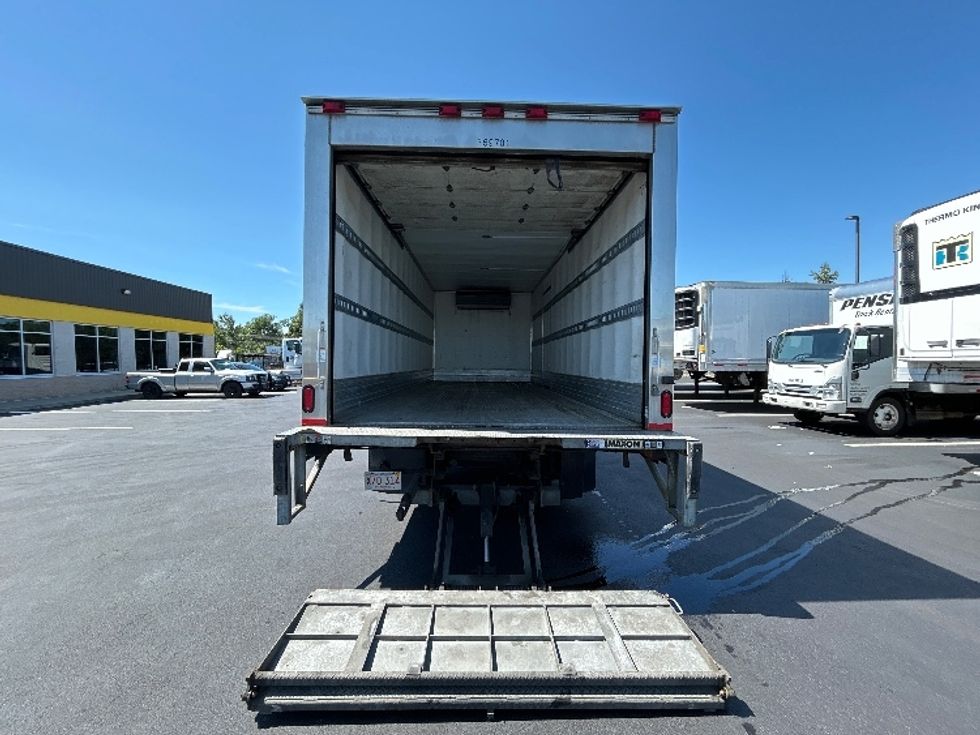 Refrigerated Truck-Light and Medium Duty Trucks-Isuzu-2020-NRR-Norton-MA-99,095\n\t\tmiles-$ 56,000 - Image 9