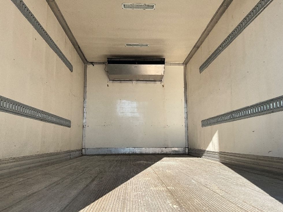 Refrigerated Truck-Light and Medium Duty Trucks-Isuzu-2020-NRR-Pennsauken-NJ-124,683\n\t\tmiles-$ 49,500 - Image 8