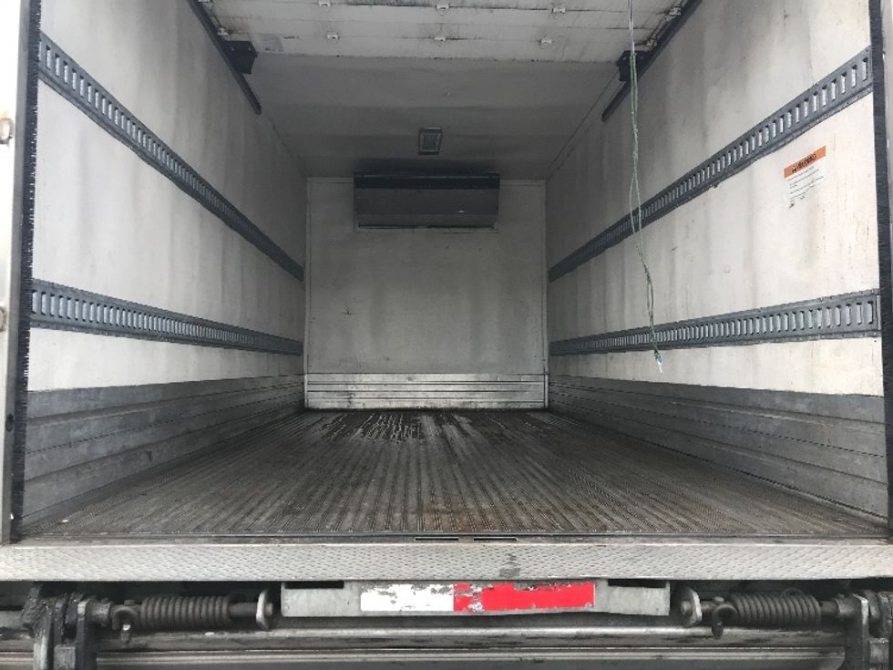 Refrigerated Truck-Light and Medium Duty Trucks-Isuzu-2020-NRR-Pennsauken-NJ-128,314\n\t\tmiles-$ 51,250 - Image 10