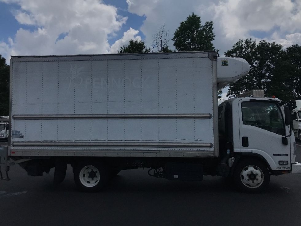 Refrigerated Truck-Light and Medium Duty Trucks-Isuzu-2020-NRR-Pennsauken-NJ-128,314\n\t\tmiles-$ 51,250 - Image 15