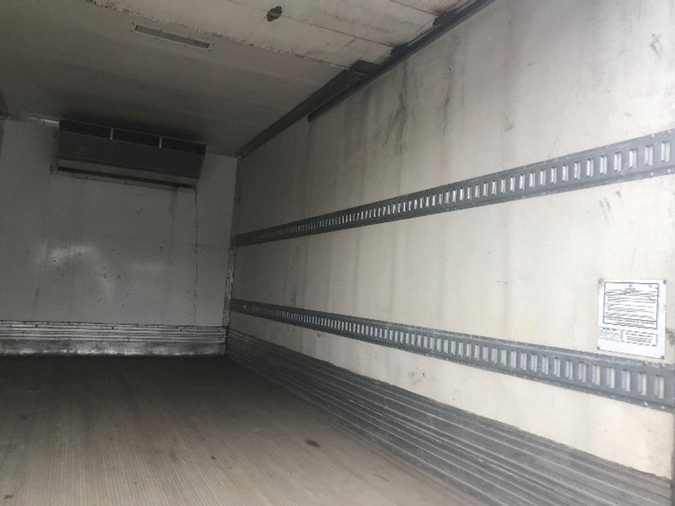 Refrigerated Truck-Light and Medium Duty Trucks-Isuzu-2020-NRR-Pennsauken-NJ-129,860\n\t\tmiles-$ 49,500 - Image 12