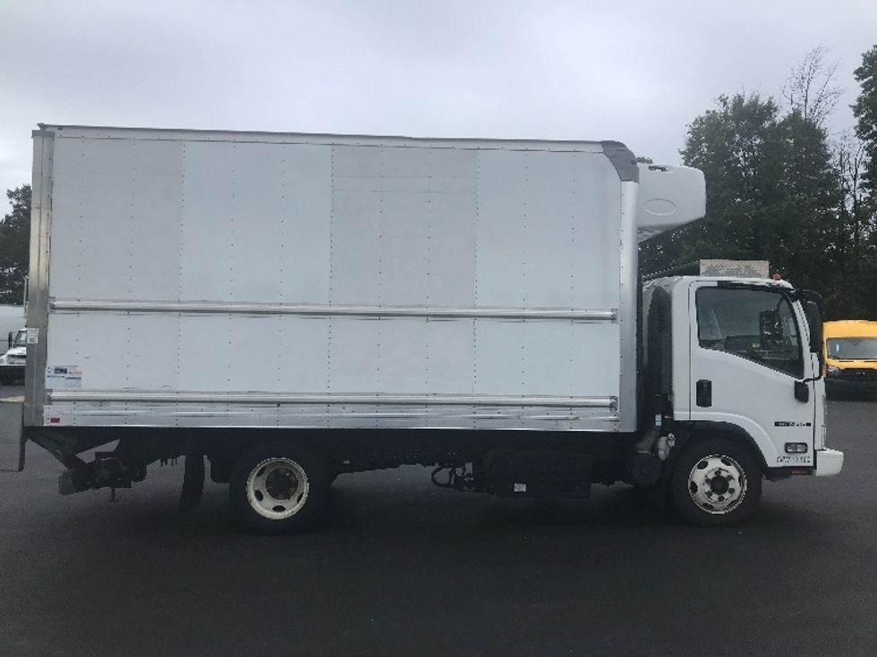 Refrigerated Truck-Light and Medium Duty Trucks-Isuzu-2020-NRR-Pennsauken-NJ-129,860\n\t\tmiles-$ 49,500 - Image 15