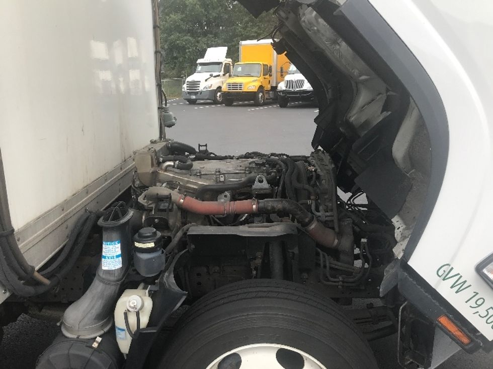 Refrigerated Truck-Light and Medium Duty Trucks-Isuzu-2020-NRR-Pennsauken-NJ-129,860\n\t\tmiles-$ 49,500 - Image 23