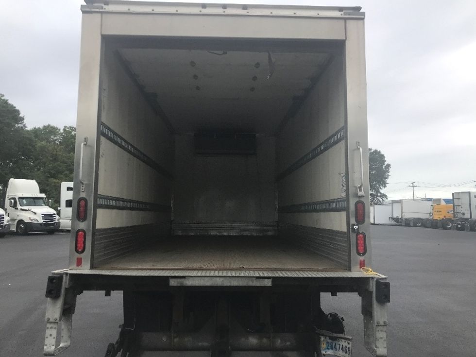 Refrigerated Truck-Light and Medium Duty Trucks-Isuzu-2020-NRR-Pennsauken-NJ-129,860\n\t\tmiles-$ 49,500 - Image 8